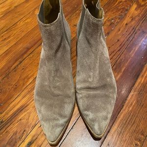 Marc Fisher LTD Yale Chelsea Boots